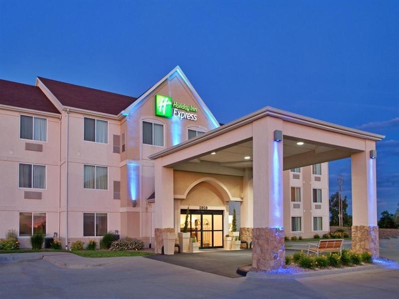 马里维尔智选假日套房酒店 Maryville 外观 照片